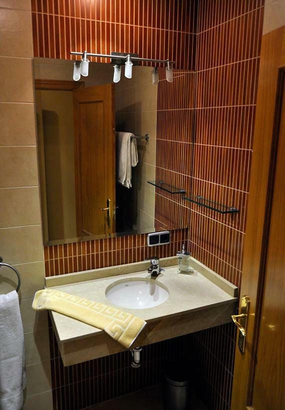 Hostal Puerta Del Valle 라치스테르니가 외부 사진