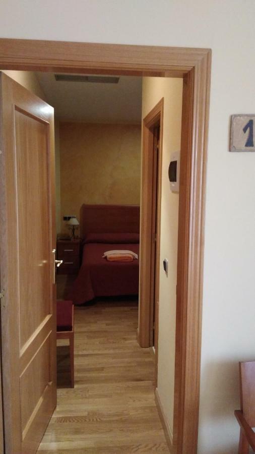 Hostal Puerta Del Valle 라치스테르니가 외부 사진